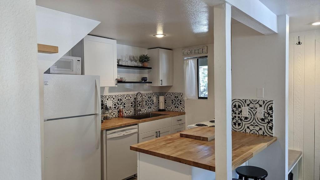 Cozy Condo Walking Distance To Village And Gondola W/ Pool/ Jacuzzi Sleeps 4. Mammoth Lakes Luaran gambar